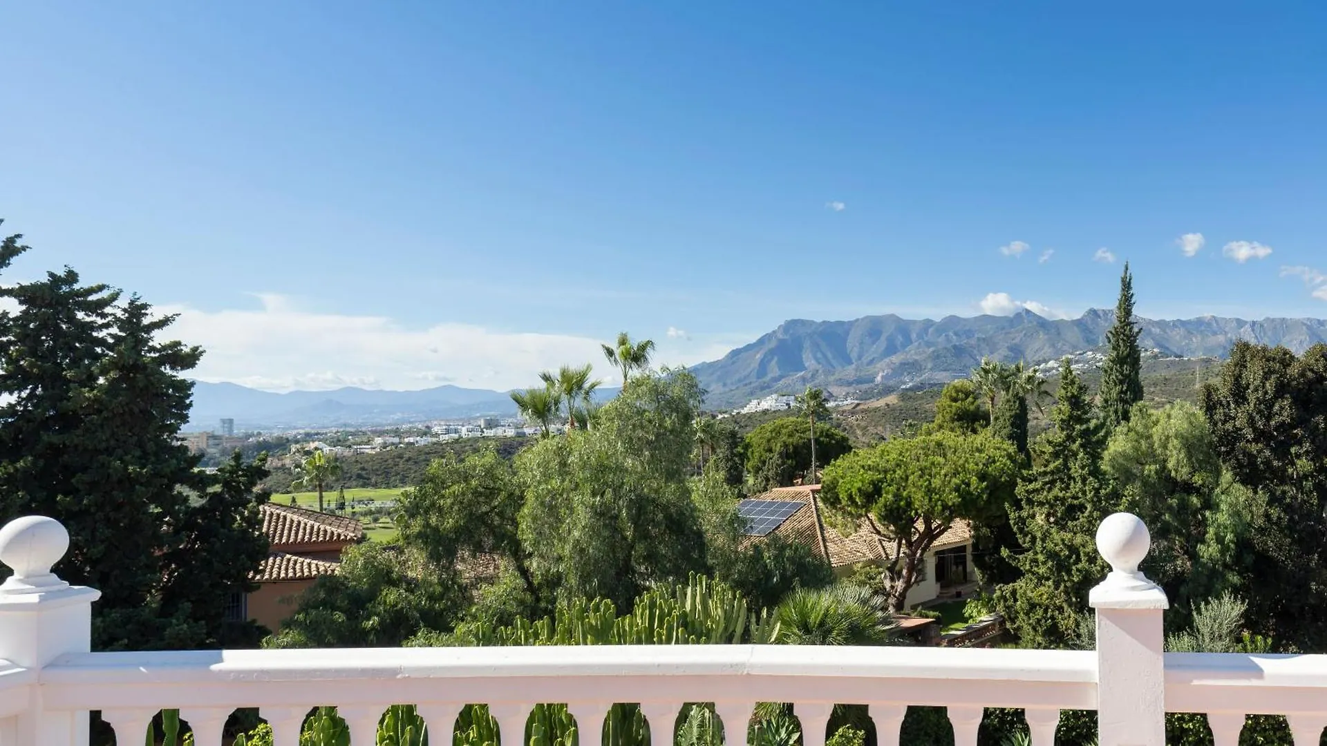 Villa La Vida En Rosa Μαρμπέλλα